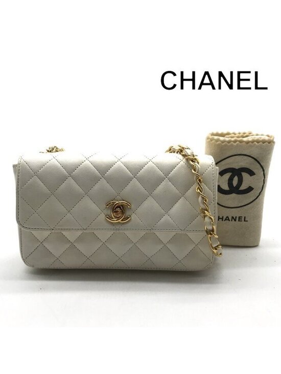 Chanel Handbags - Chanel CC Logo Mini Quilted Lambskin Chain Shoulder Bag Turnlock White
